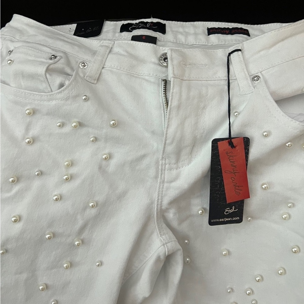 Pearl Jeans
